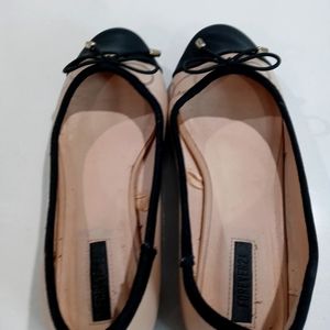 Womans Slipuns Shoes